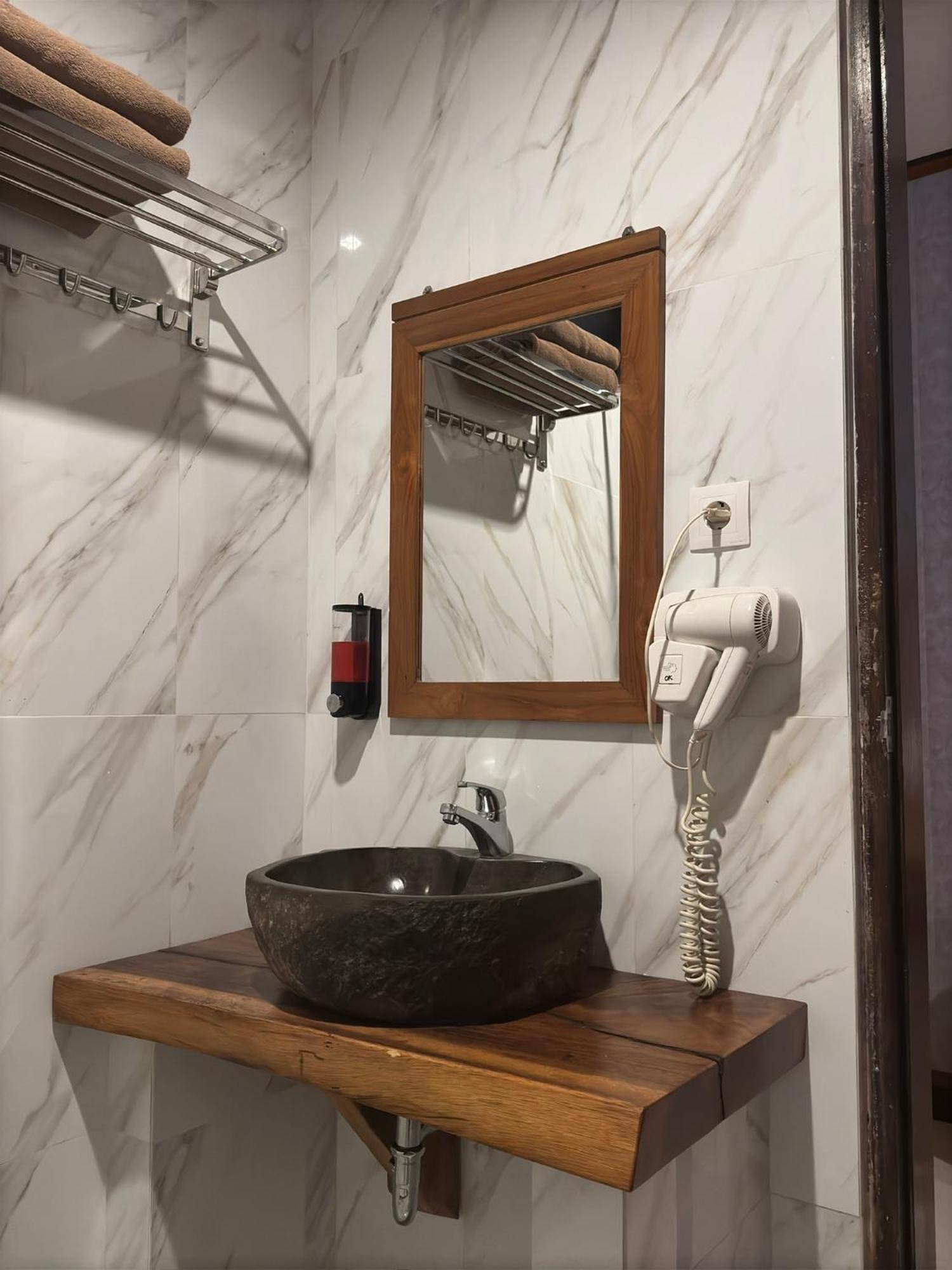 Bali Full Moon Guest House Canggu  Ngoại thất bức ảnh